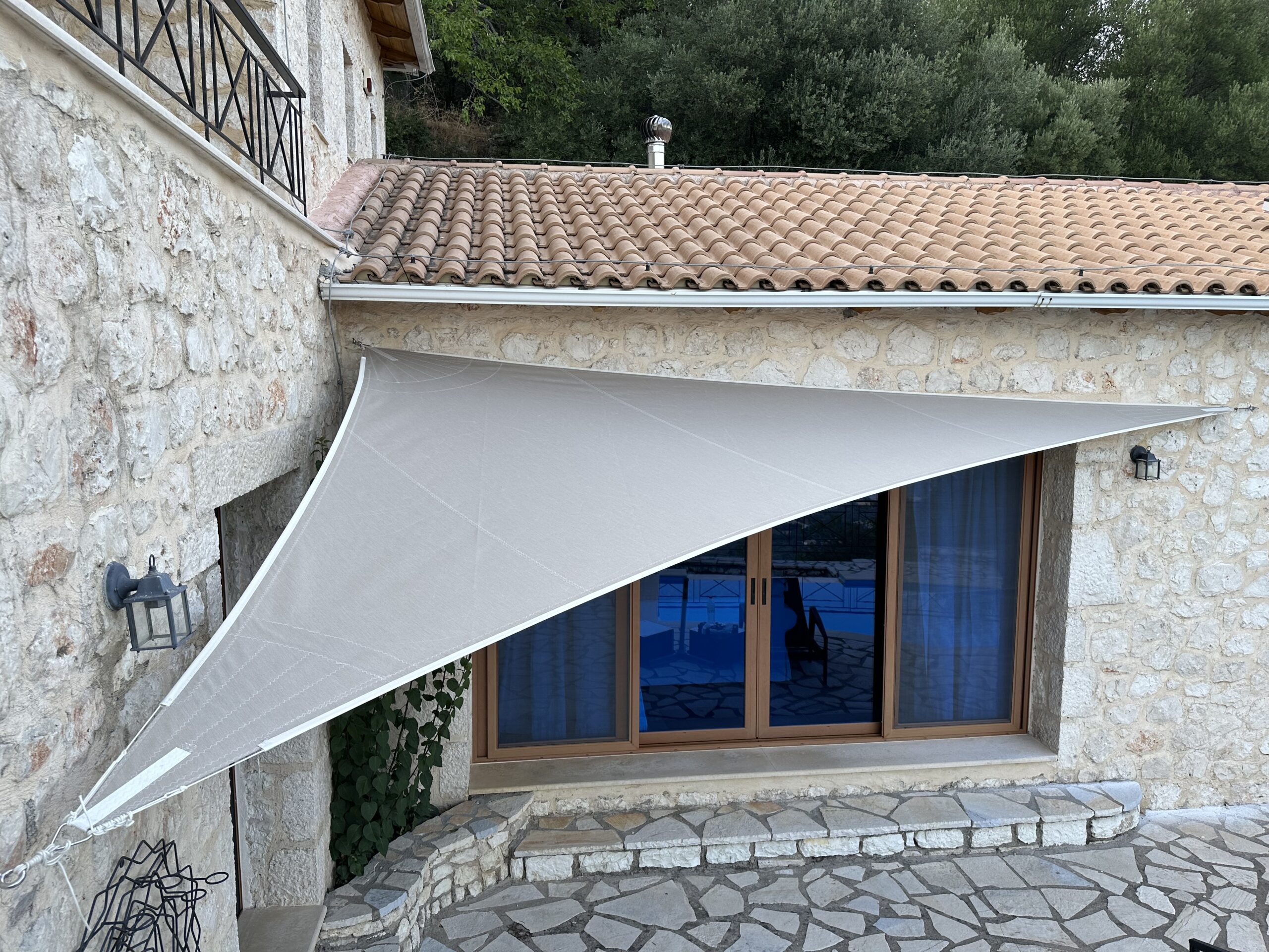 Outdoor shade sail, photograph 12